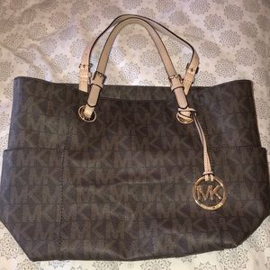 Michael kors shoulder bag